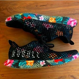 NoBull mesh runners